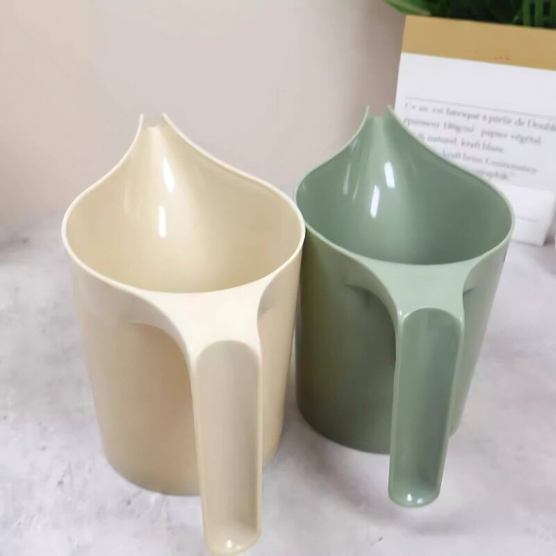 Penyemprot Air Plastik dengan  - Watering Can Long Spout ulasan dan harga
